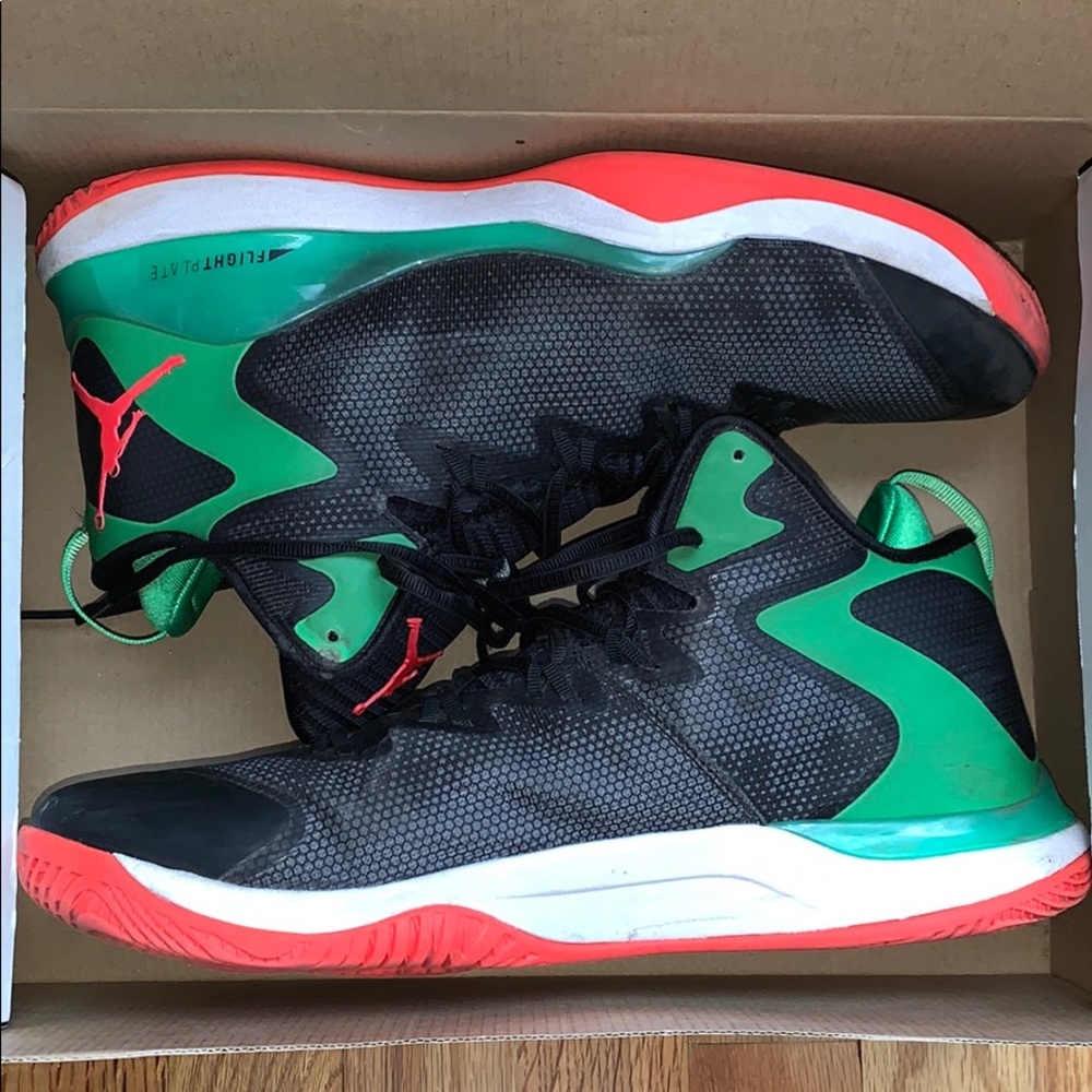 Jordan Superfly 3 Men’s Basketball Sneakers.
